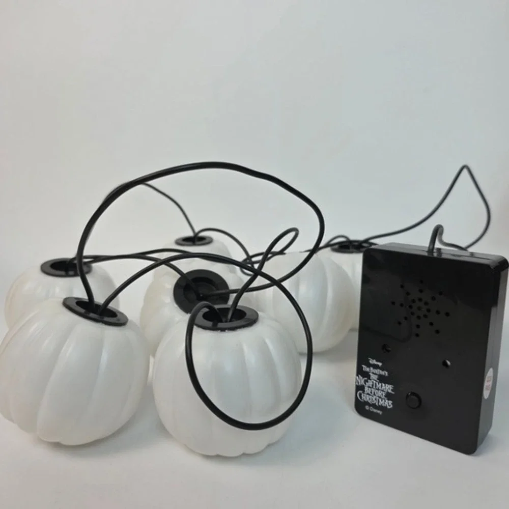 Disney Tim Burton's The Nightmare Before Christmas 8 Singing Pumpkin Lights